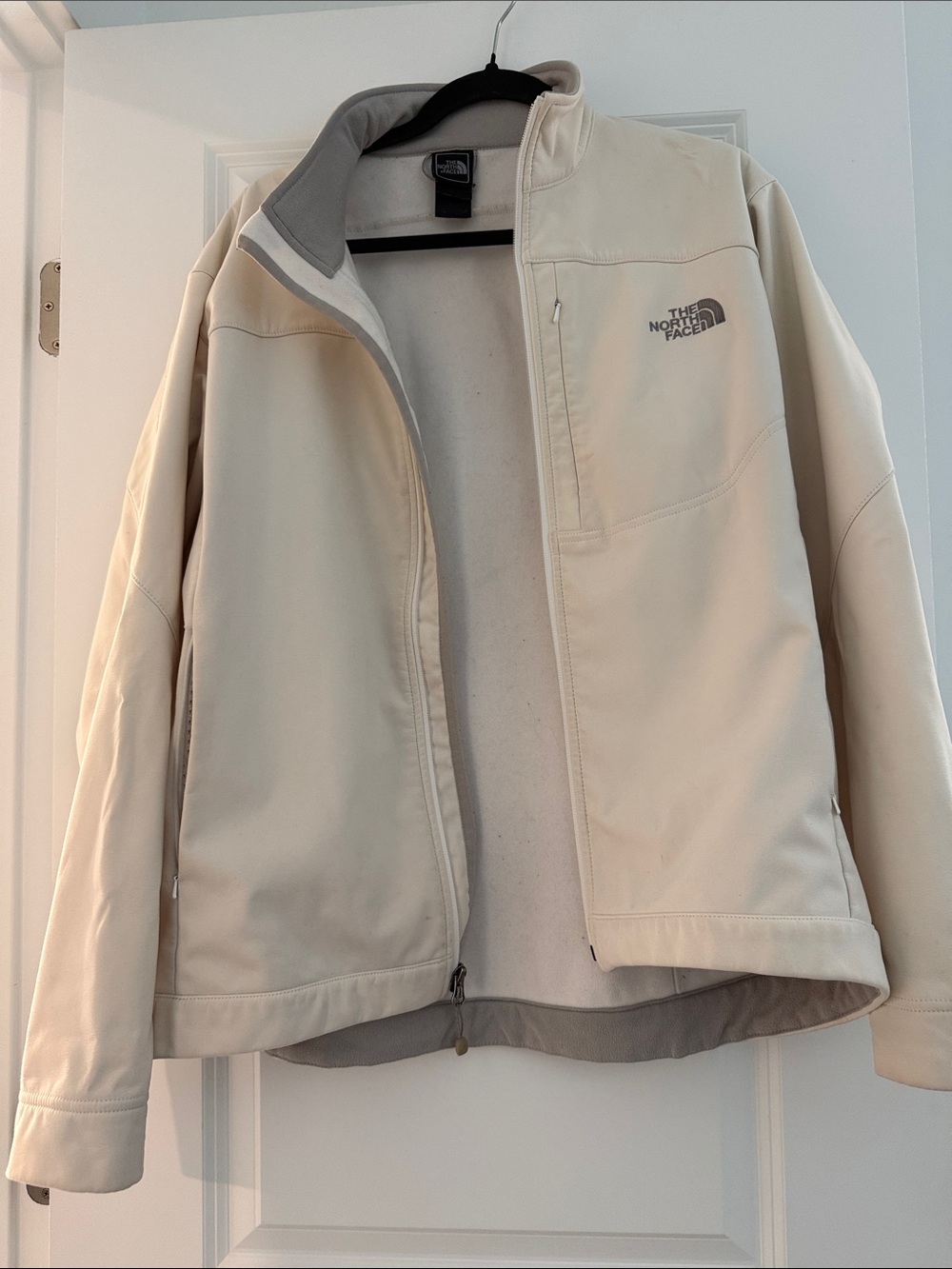 The North Face Women's Light Cream Softshell Utility Jacket